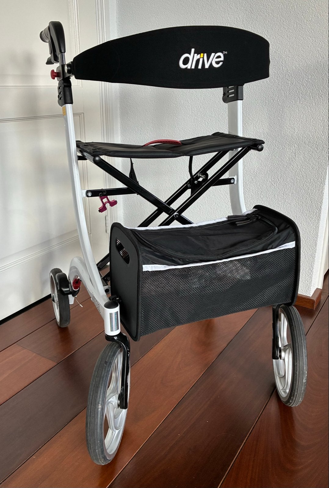 Rollator Drive Nitro maat L, Diversen, Rollators, Ophalen, Opvouwbaar, Zo goed als nieuw