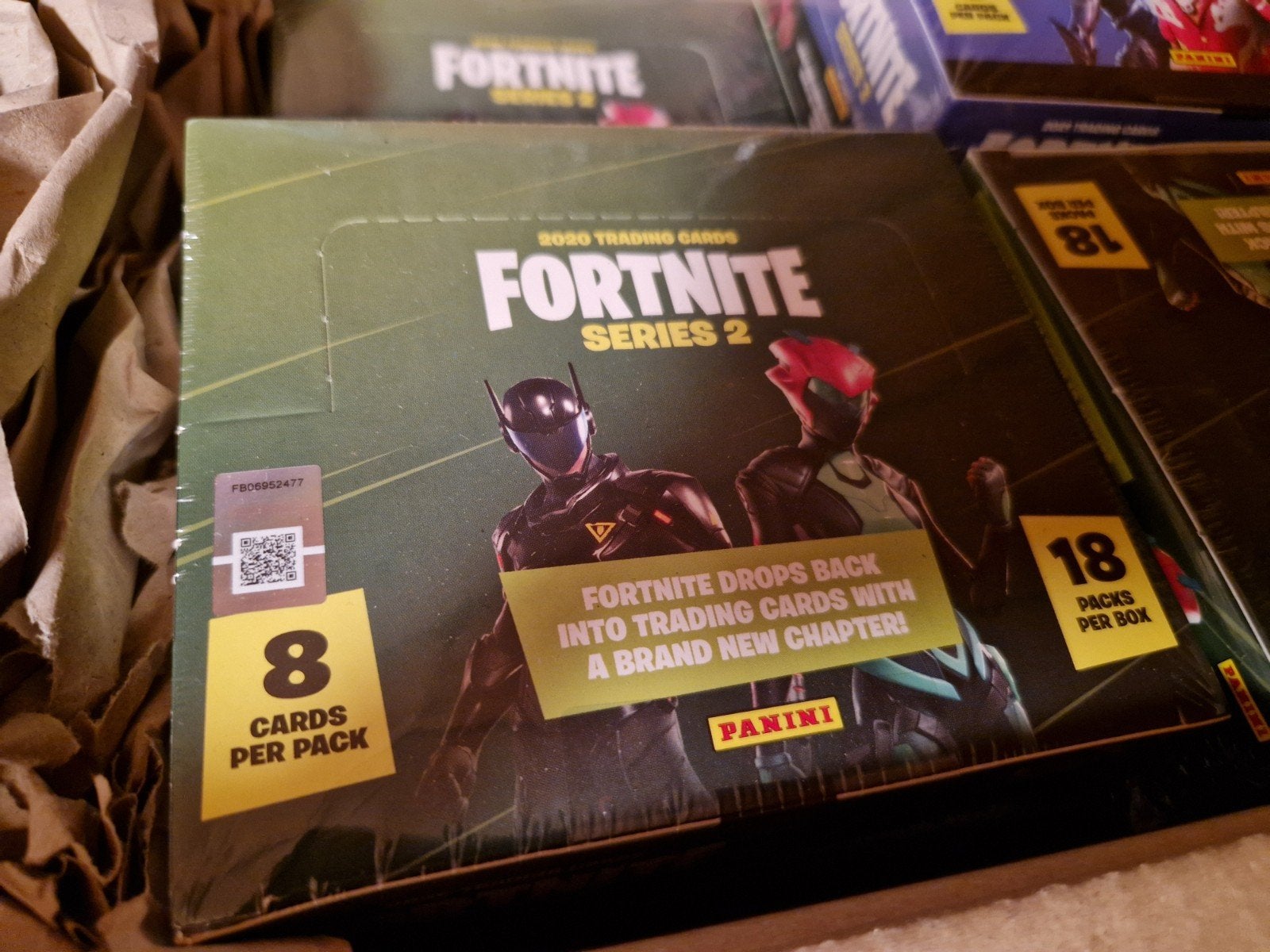Panini Fortnite Series 2 booster box, Ophalen of Verzenden, Nieuw, Boosterbox