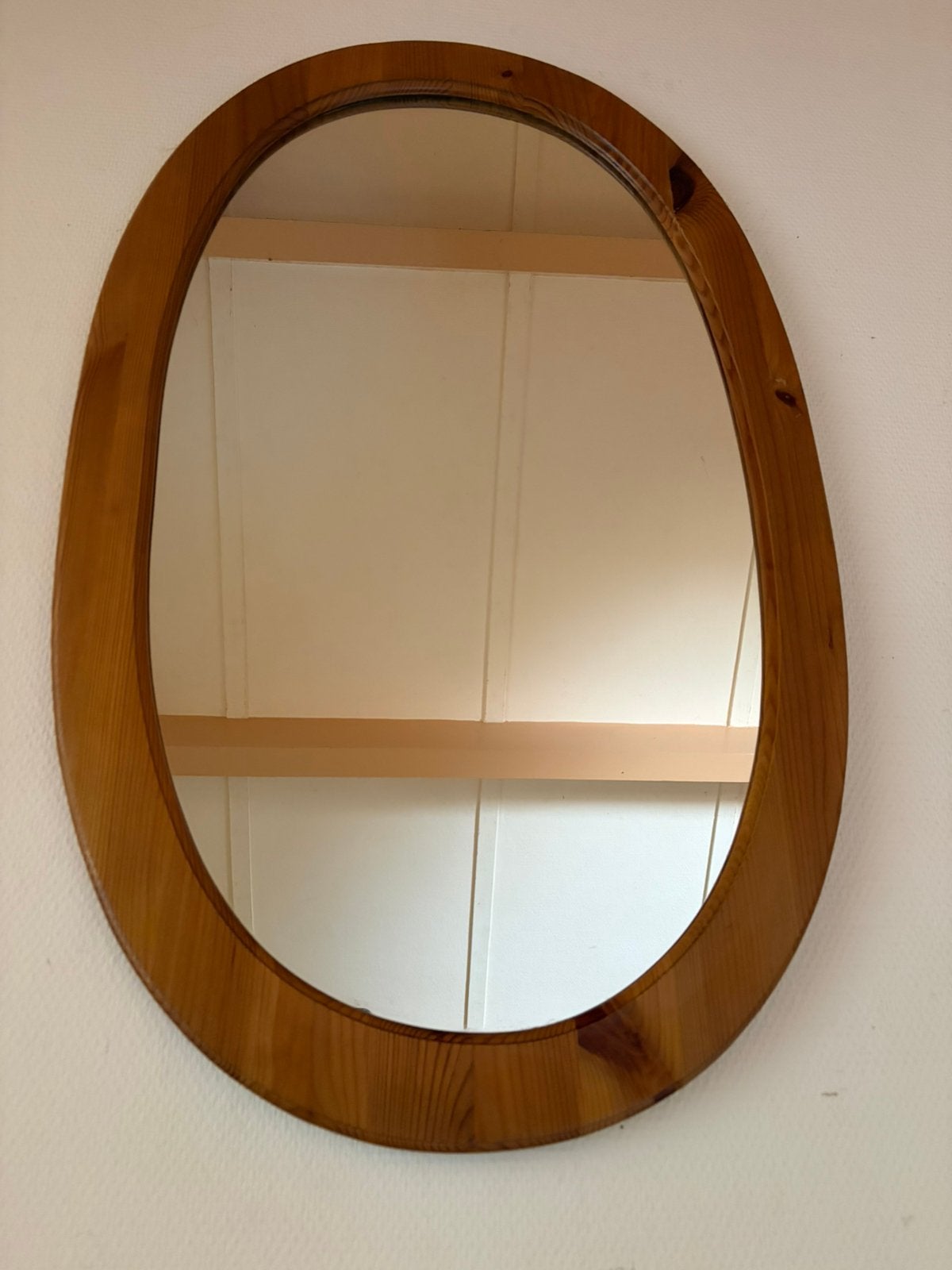 Mooie stevige houten spiegel, Ophalen, Zo goed als nieuw, Minder dan 100 cm, Ovaal