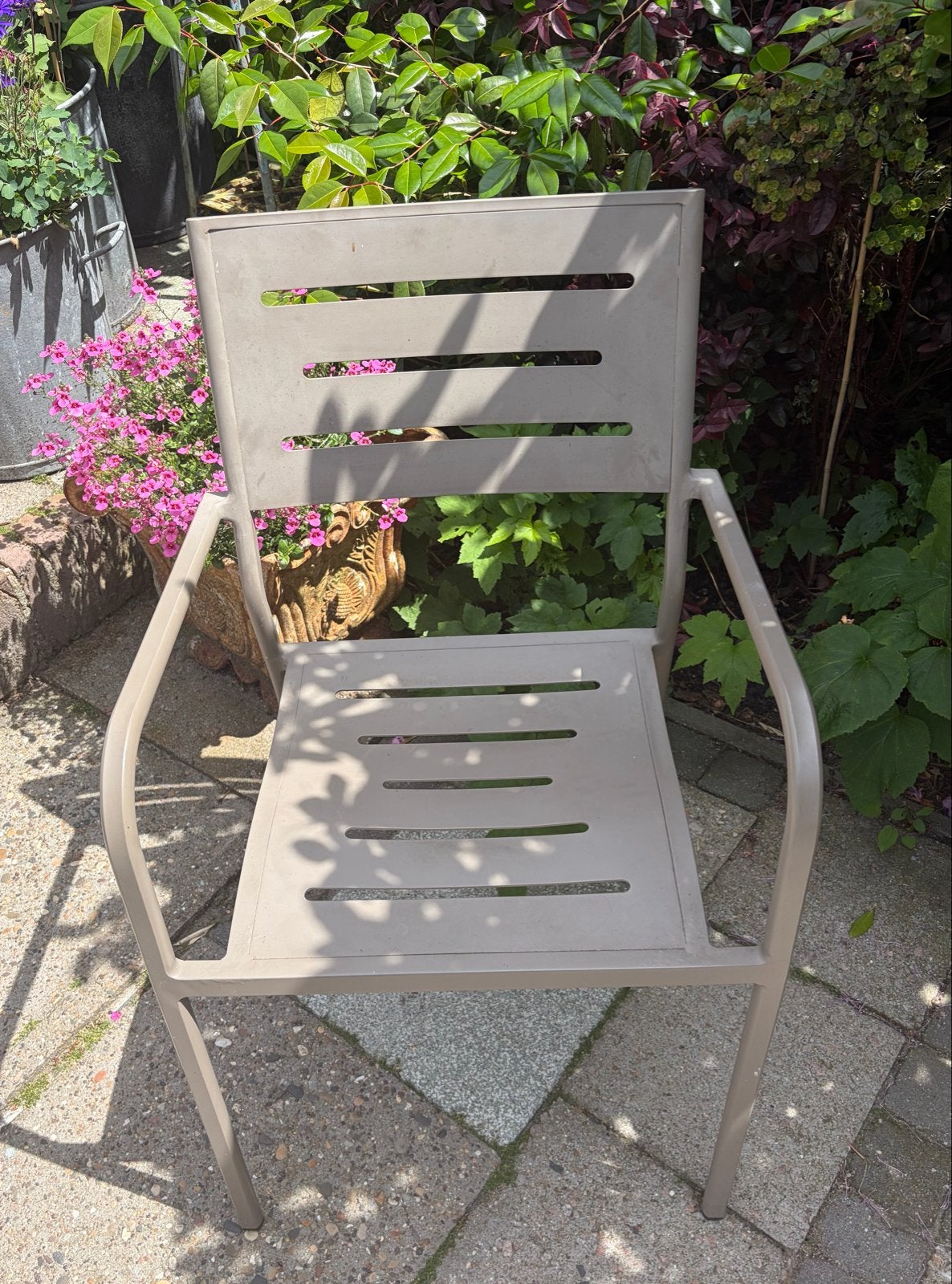 2x Tuinstoel - Grijs/Taupe - Metaal, Tuin en Terras, Ophalen, Gebruikt, Metaal