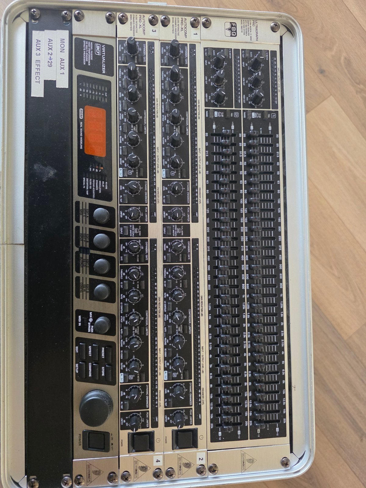 Behringer Rack met Equalizer en Virtulizer, Muziek en Instrumenten, Mengpanelen, Ophalen