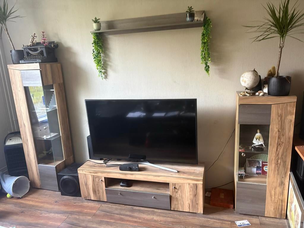 Tv meubel set met vitrinekasten en bovenplank, Gebruikt, Ophalen of Verzenden, 200 cm of meer, Met lade(s)