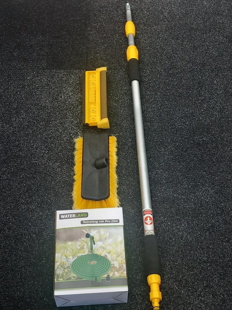 Uitschuifbare wasborstel/wisser + tuinslang rek Pro 15m, Ophalen, Zo goed als nieuw, Overige typen
