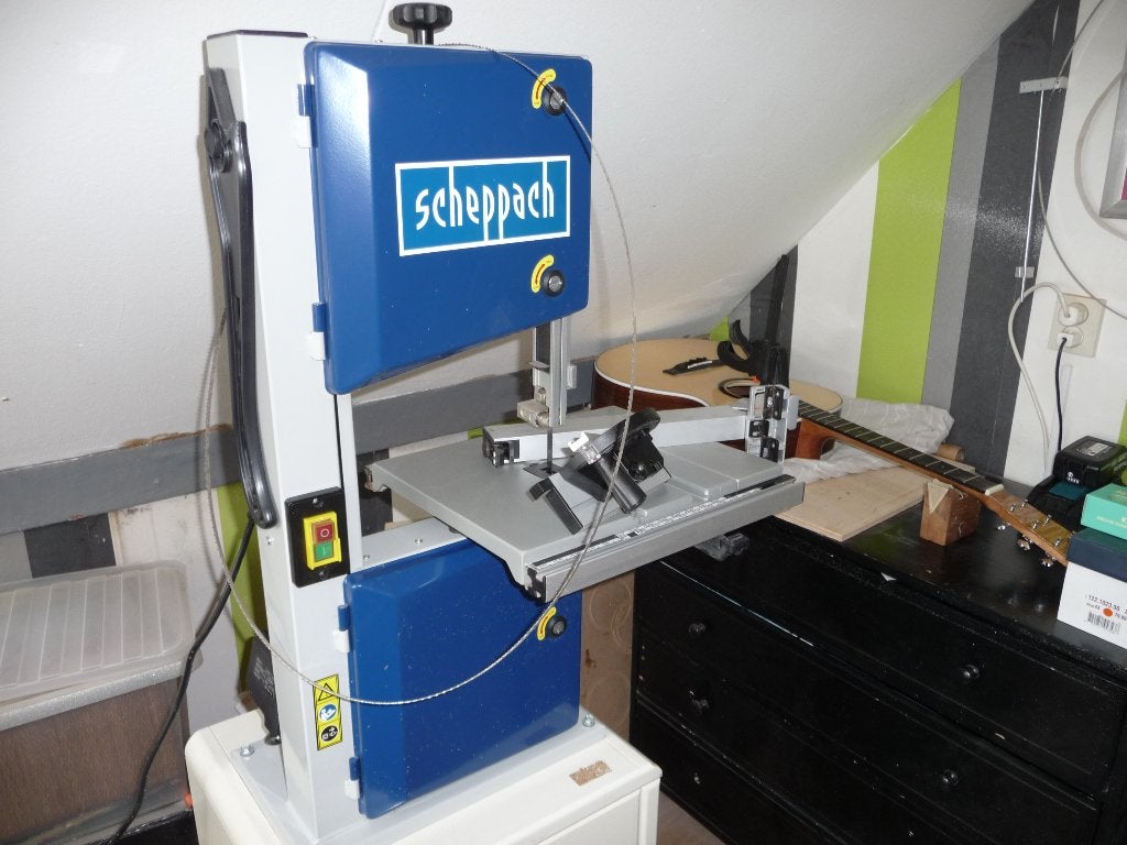 lindzaag, Ophalen, Zo goed als nieuw, Lintzaag, Minder dan 600 watt