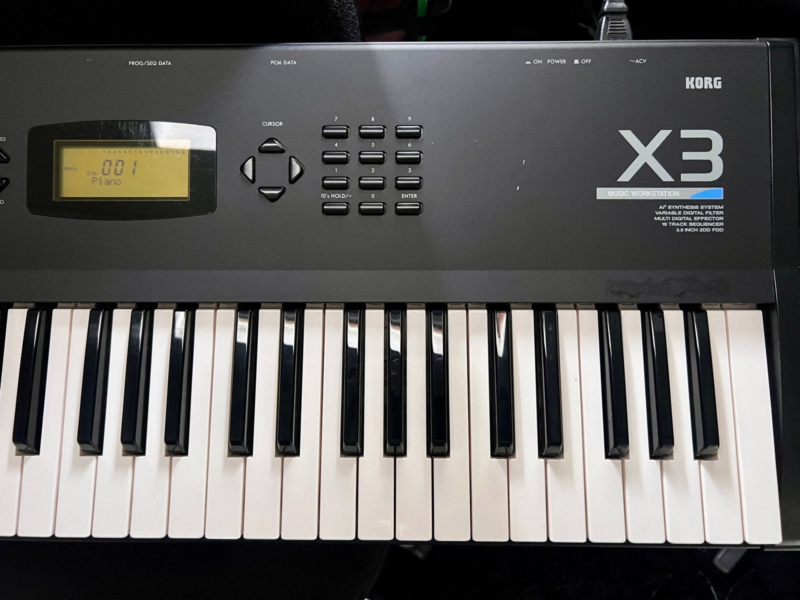 Korg X3 met Flightcase, Ophalen, Korg, Aanslaggevoelig, 61 toetsen