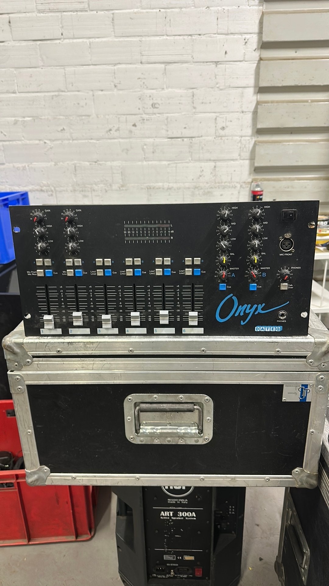Dateq Onyx, Muziek en Instrumenten, Mengpanelen, Gebruikt, Dateq, Microfooningang, Ophalen of Verzenden