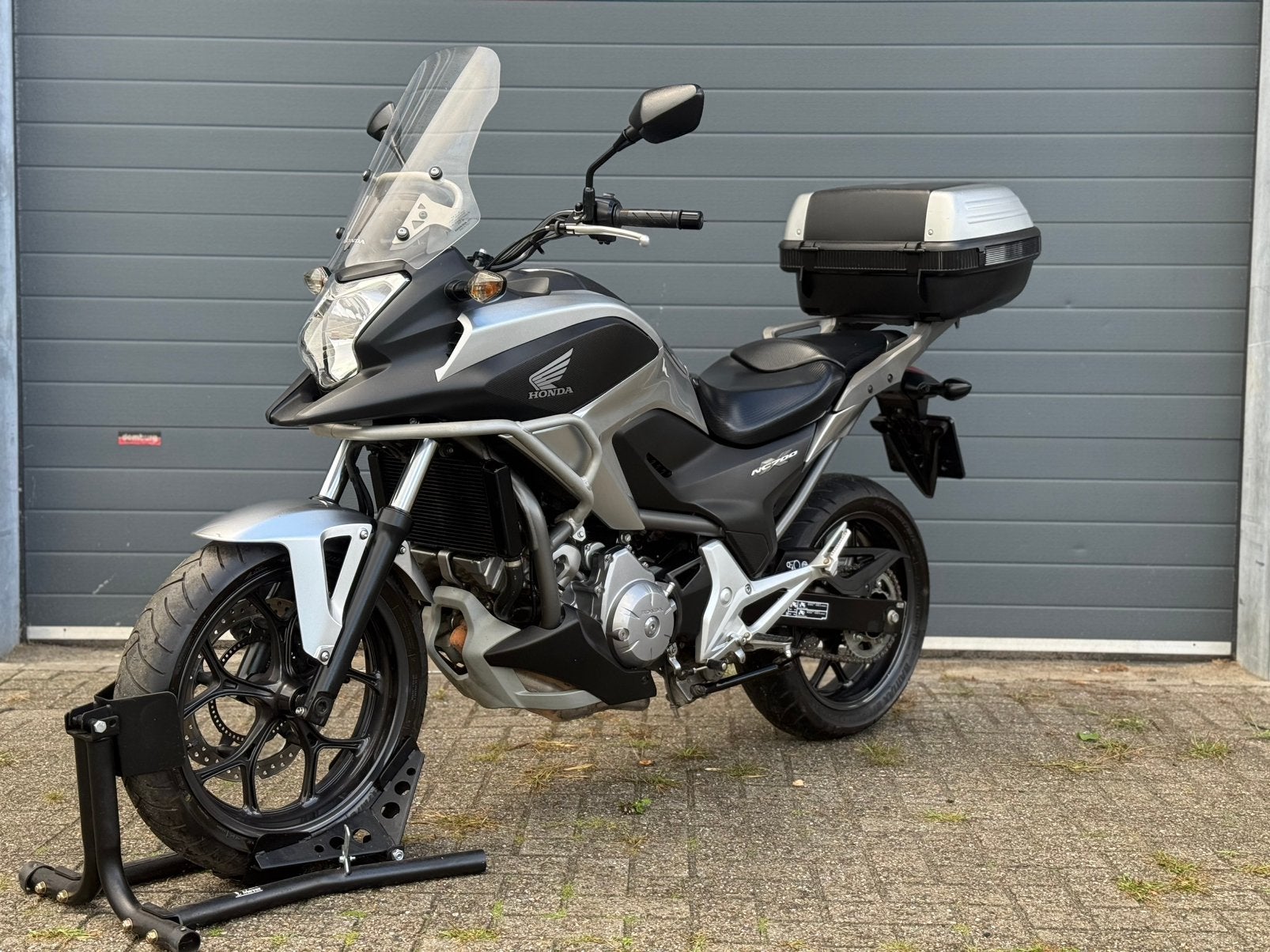 HONDA NC700X ABS A2/35KW NIEUWSTAAT, 2 cilinders, Occasion, Info@jdtrading-services.nl, Bedrijf
