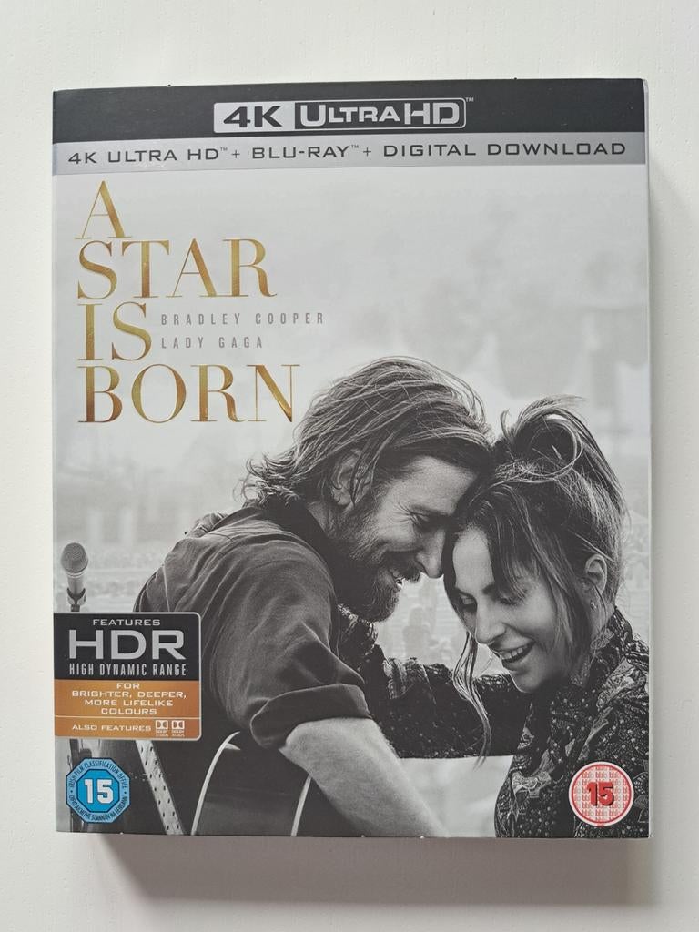 A Star Is Born (4K Ultra HD + Blu-ray) [incl. Slipcover], Cd's en Dvd's, Blu-ray, Nieuw in verpakking, Drama, Ophalen of Verzenden