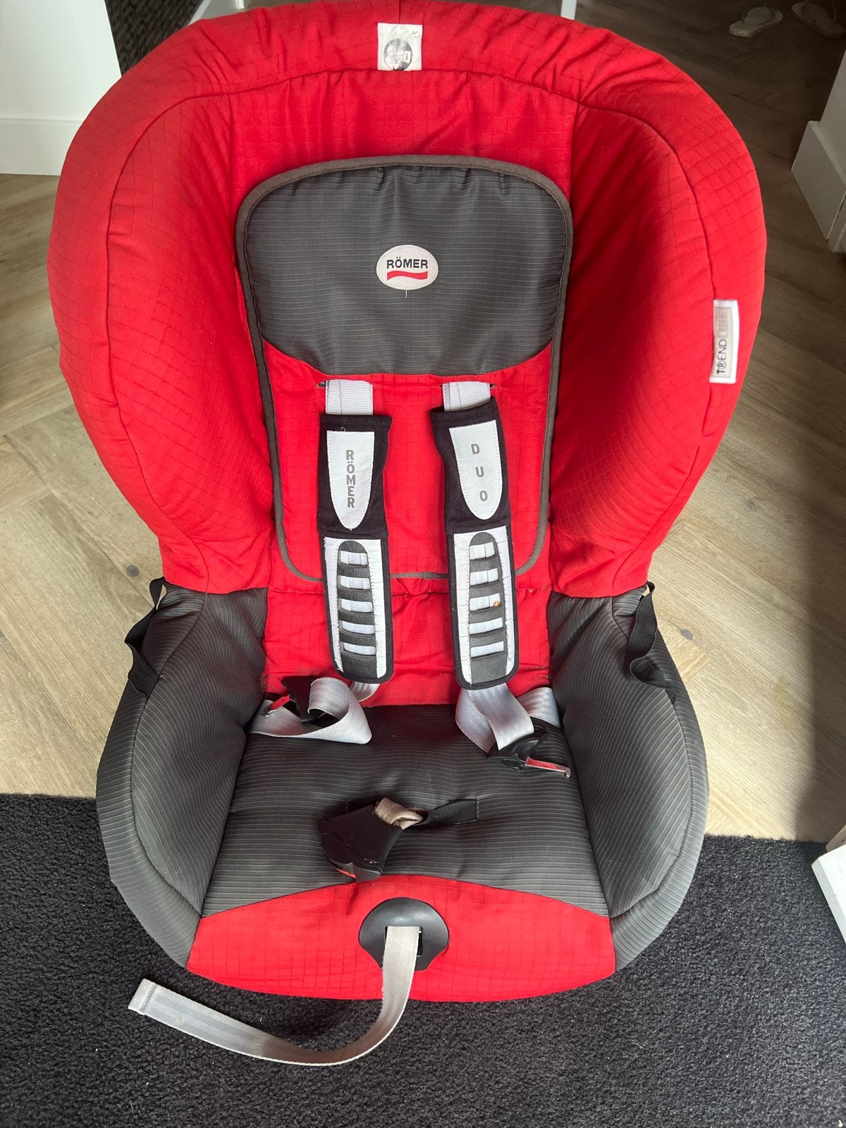 Römer Duo autostoel 9-18 kg - Rood/Grijs, Romer, Autogordel of Isofix, Gebruikt, Verstelbare rugleuning