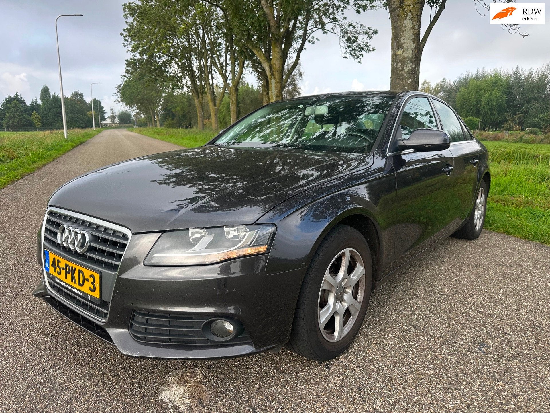 Audi A4 Limousine 1.8 TFSI Pro Line Business|clima ijskoud|n, Auto's, Euro 5, Stof, Gebruikt, Zwart