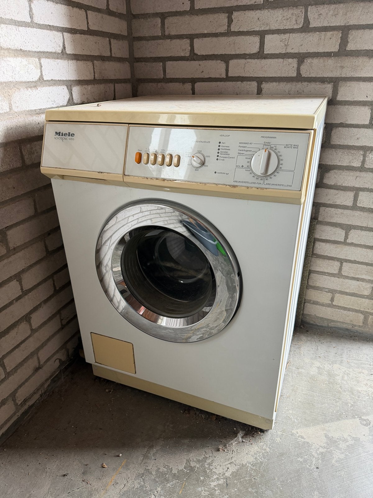 Miele wasmachine Novotronic W816 lager/trommelkruis defect, Witgoed en Apparatuur, Ophalen, Gebruikt, Voorlader, 85 tot 90 cm