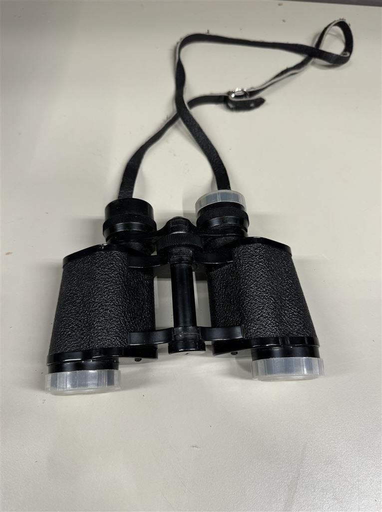 Verrekijker - Yashica 8 x 30 prismatic binoculars, Ophalen of Verzenden, Zo goed als nieuw, 8 tot 12x, Overige typen