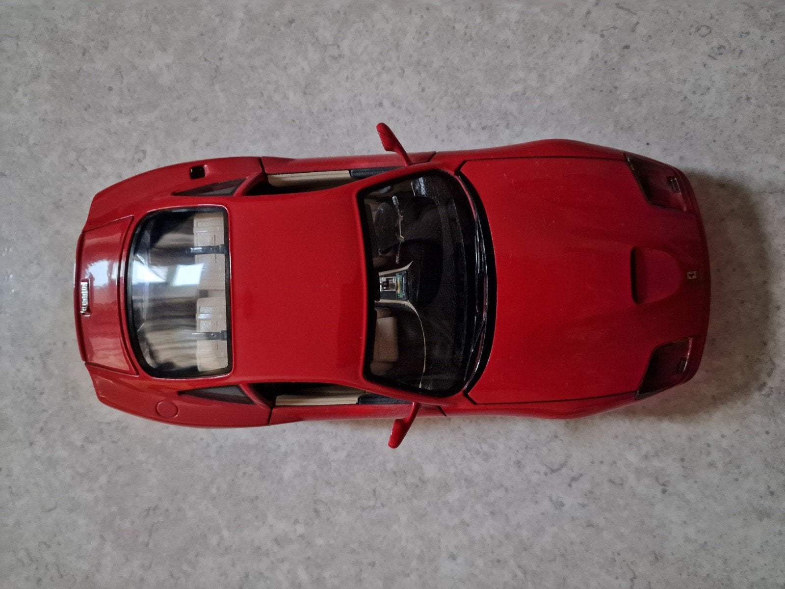 Ferrari 550 Maranello modelauto - Rood, Verzenden, Zo goed als nieuw, Auto, Overige merken