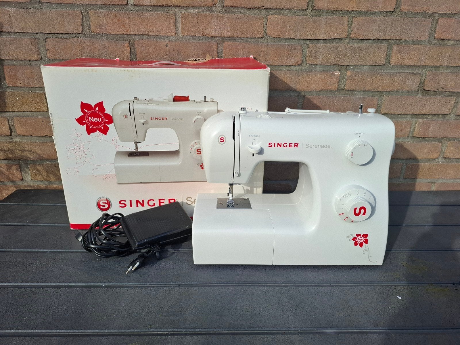SINGER SERENADE NAAIMACHINE 2250, Ophalen of Verzenden, Naaimachine, Singer