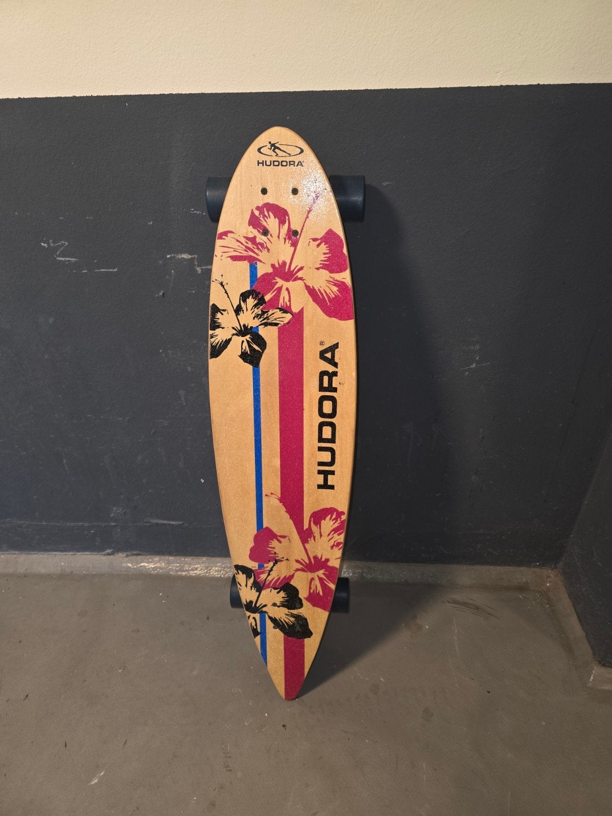Hudora Skateboard met Bloemenprint - Zo goed als nieuw, Ophalen, Zo goed als nieuw, Skateboard