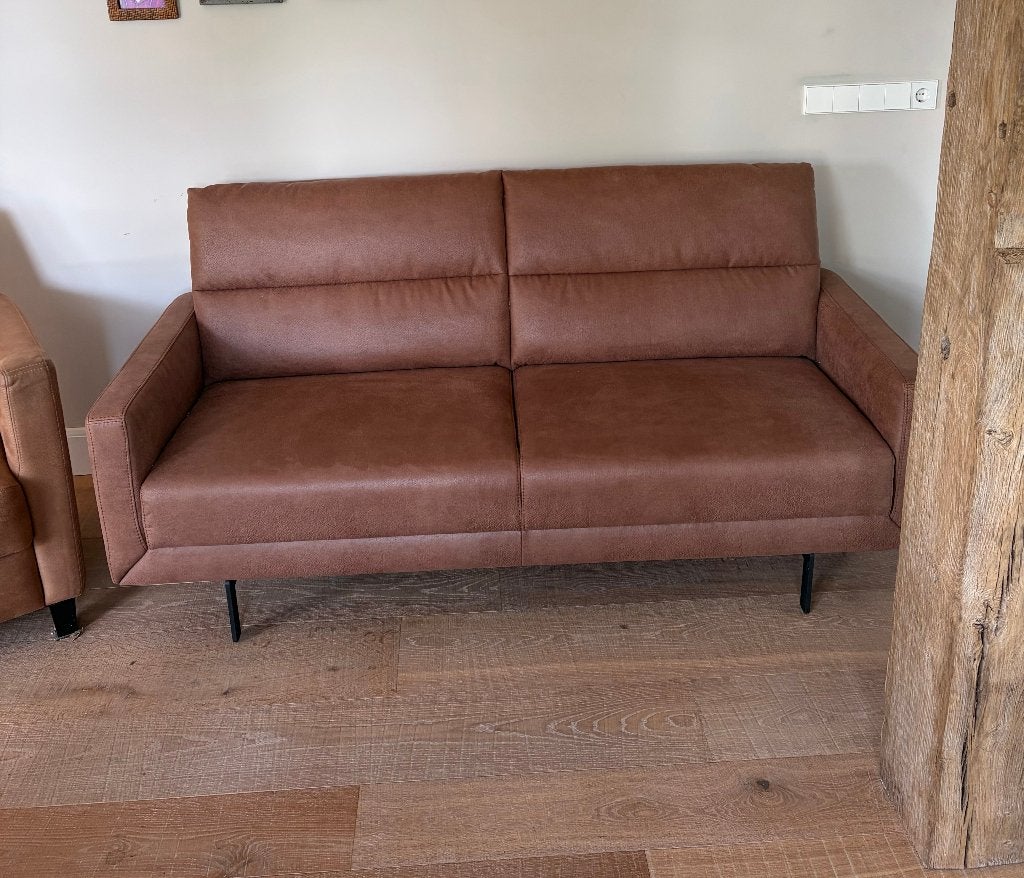 Foto 6 van Prachtige nubuck lederen bank en fauteuil