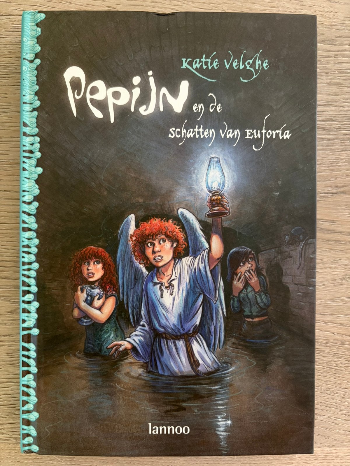 Pepijn en de schat van Euforia - Katie Velghe, Ophalen of Verzenden, Zo goed als nieuw, K. Velghe