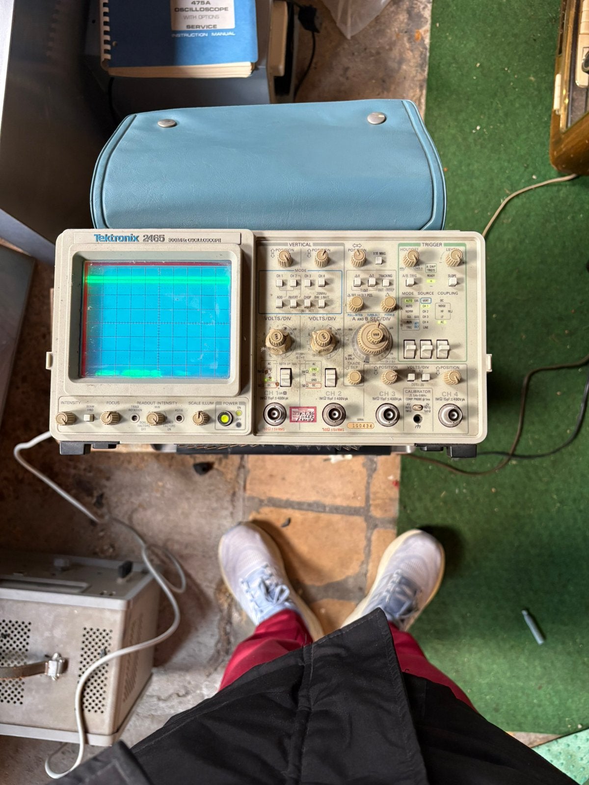 Tektronix 2465 Oscilloscoop (300 MHz)-4 kanalen+boekjes,tas, Ophalen of Verzenden