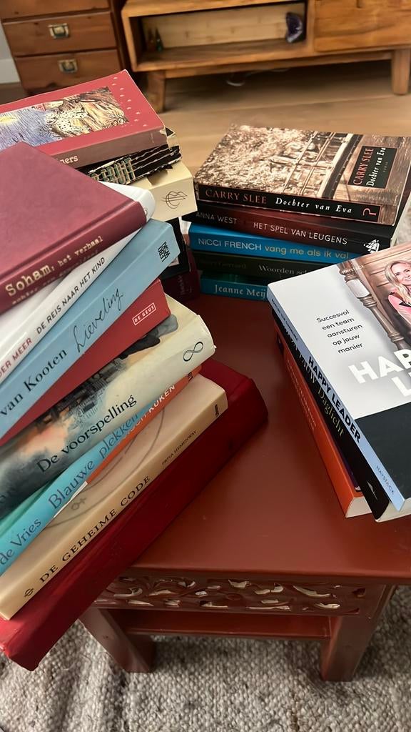 53 boeken, Boeken, Partijen en Verzamelingen, Ophalen of Verzenden, Zo goed als nieuw