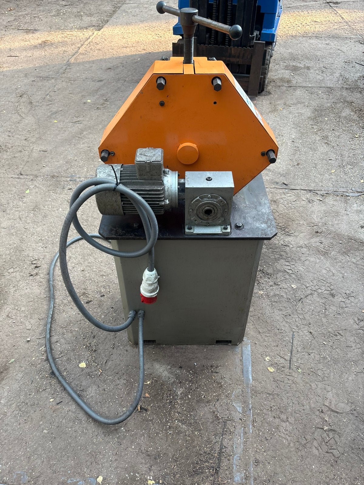 Profielwals, Ophalen, Zo goed als nieuw, 1200 watt of meer, 70 mm of meer