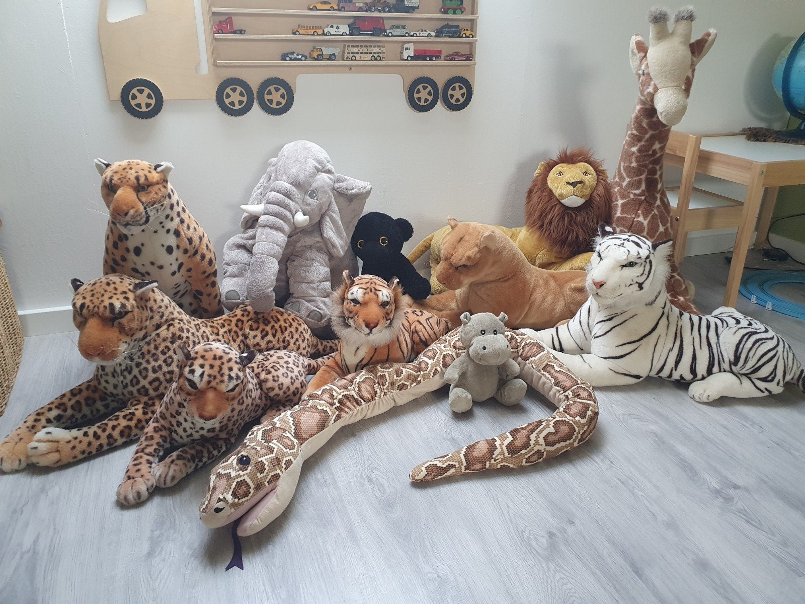 Grote verzameling safari knuffels, Huis en Inrichting, Ophalen