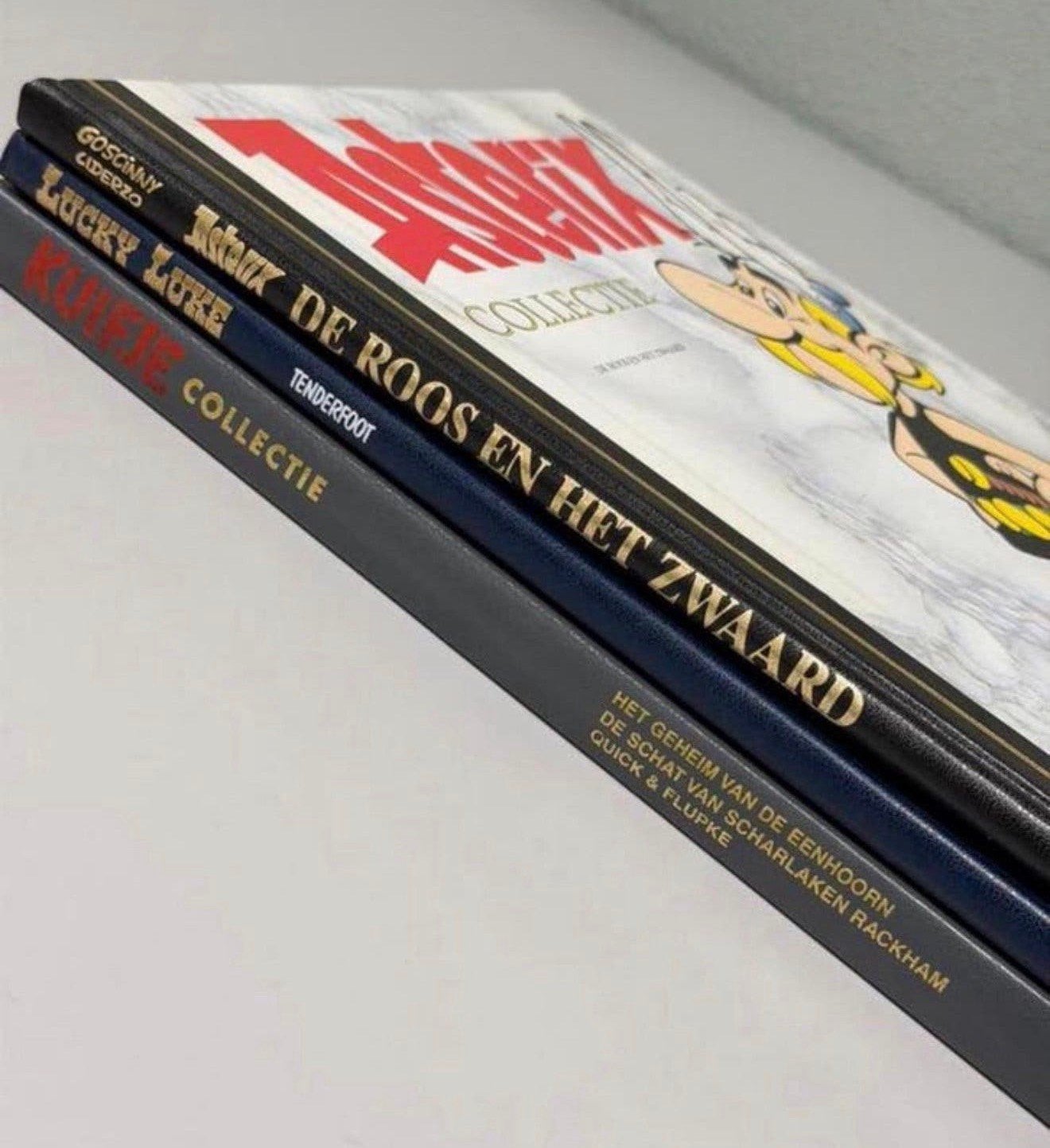 3x Stripboek Collectie Kuifje Lucky Luke Tenderfoot Asterix, Boeken, Meerdere stripboeken, Ophalen of Verzenden, Zo goed als nieuw