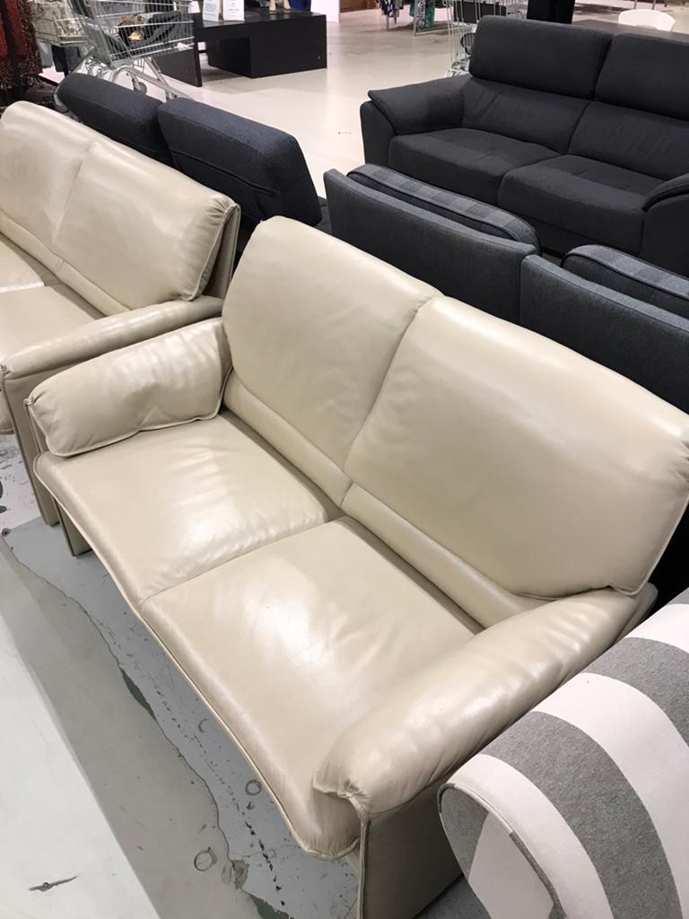 2 leren beige zitbanken zgan, Huis en Inrichting, Banken | Complete zithoeken, H, Ophalen of Verzenden, Zo goed als nieuw, H