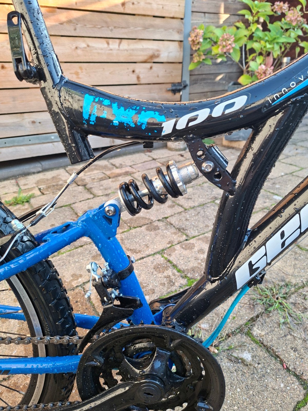 Foto 7 van Mountainbike 24 inch - Volledig geveerd