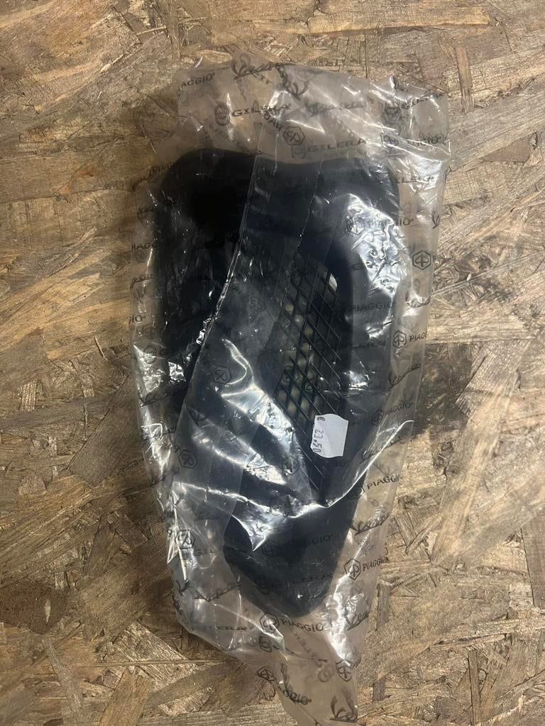 NOS 827845 gilera runner zip sp uitlaat hitteschild nrg gp1, Motoren, Ophalen of Verzenden
