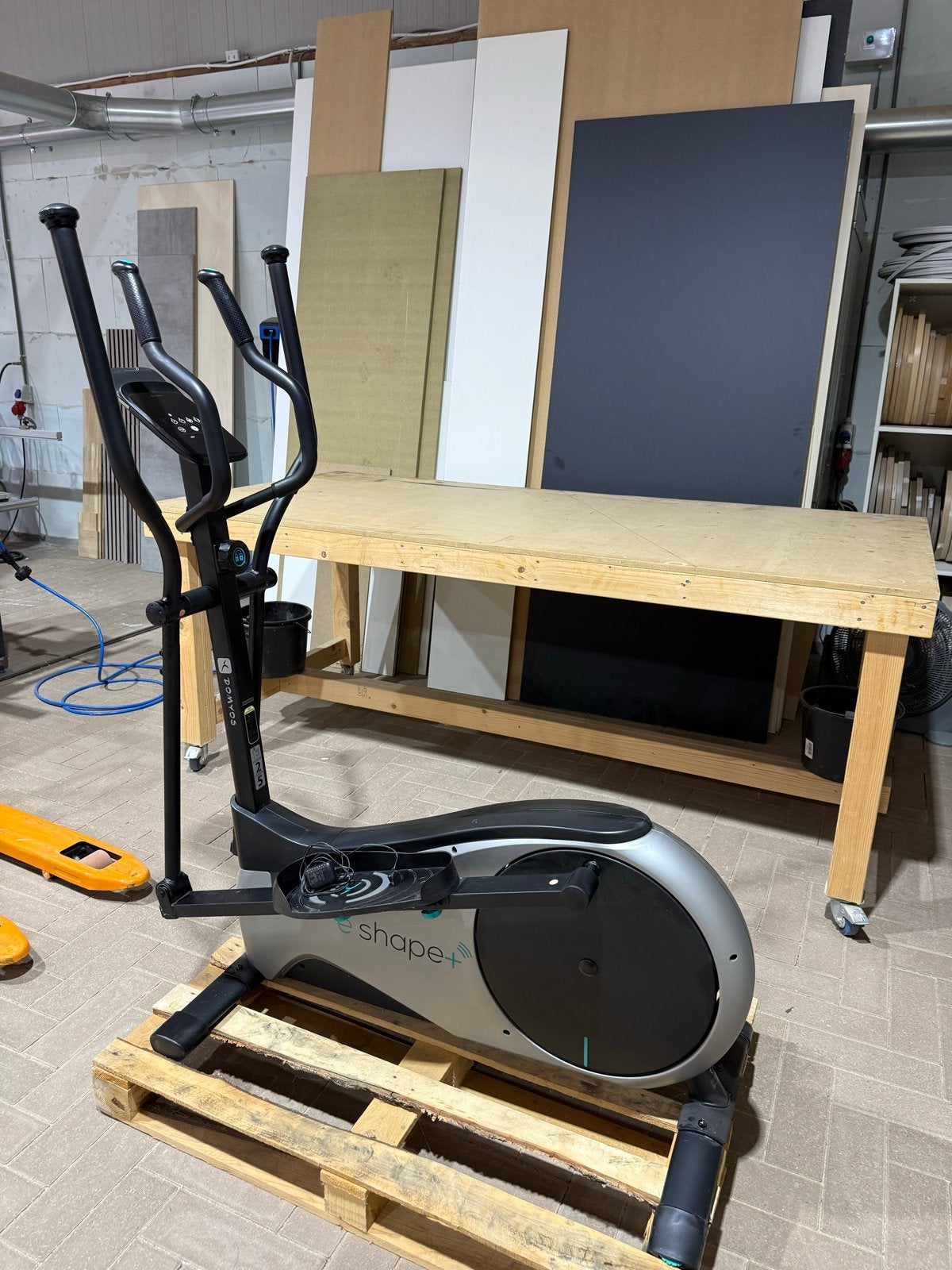 Domyos e-shape+ C3.0 Crosstrainer - Zo goed als nieuw, Ophalen, Armen, Zo goed als nieuw, Crosstrainer