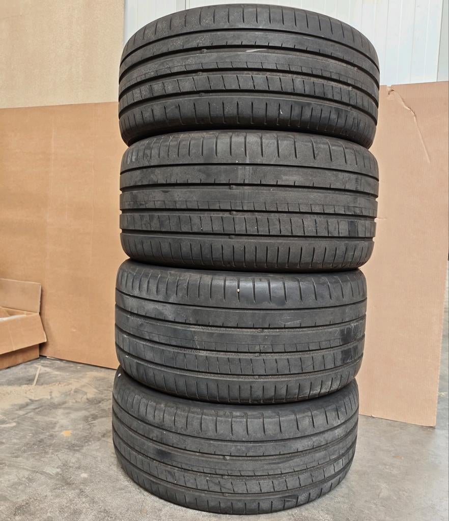 Yokohama 255 45 20 & 285 40 R20 breedset banden, B, Gebruikt, N, B