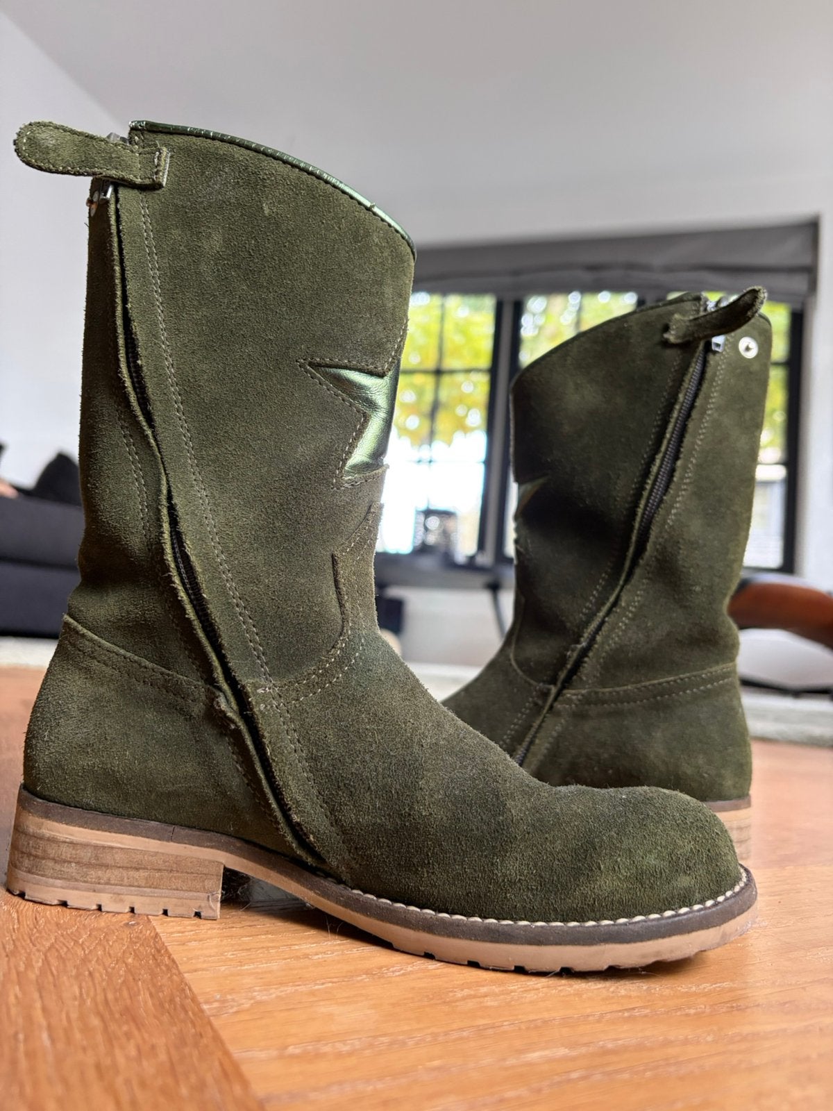 HIP meisjes laarzen donkergroen suede, Meisje, Ophalen of Verzenden, Laarzen, Zo goed als nieuw