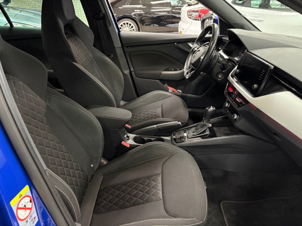 Skoda KAMIQ 1.0 TSI SPORT Automaat  Apple Android Cruise ECC, Gebruikt, Parkeersensor, Met garantie (alle), Blauw