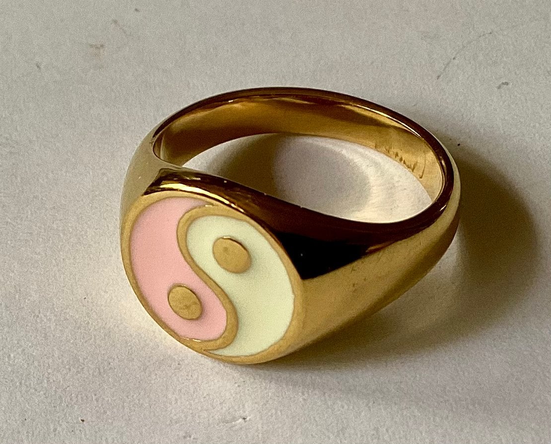 Zegelring met Yin Yang symbool. Voor balans en harmonie., 20 of groter, IJzer of Staal, Heer, Ophalen of Verzenden
