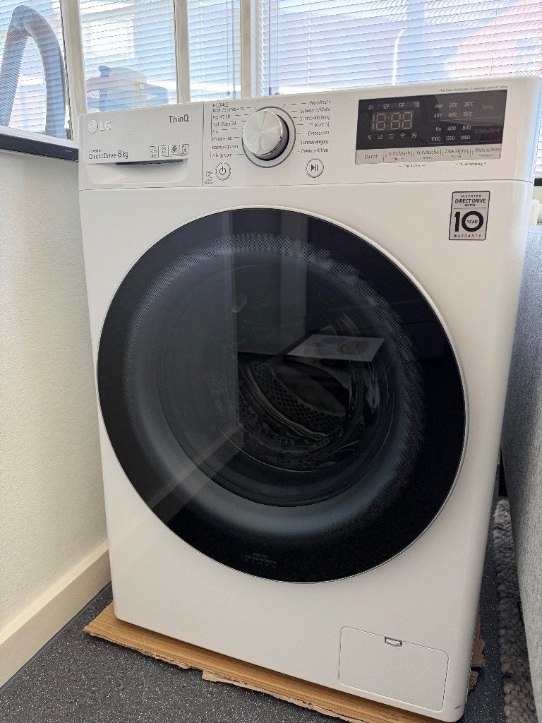 LG F4WV708P1E – 8 kg – A-label zeer weinig gebruikt, Ophalen, 1200 tot 1600 toeren, 8 tot 10 kg, Zo goed als nieuw