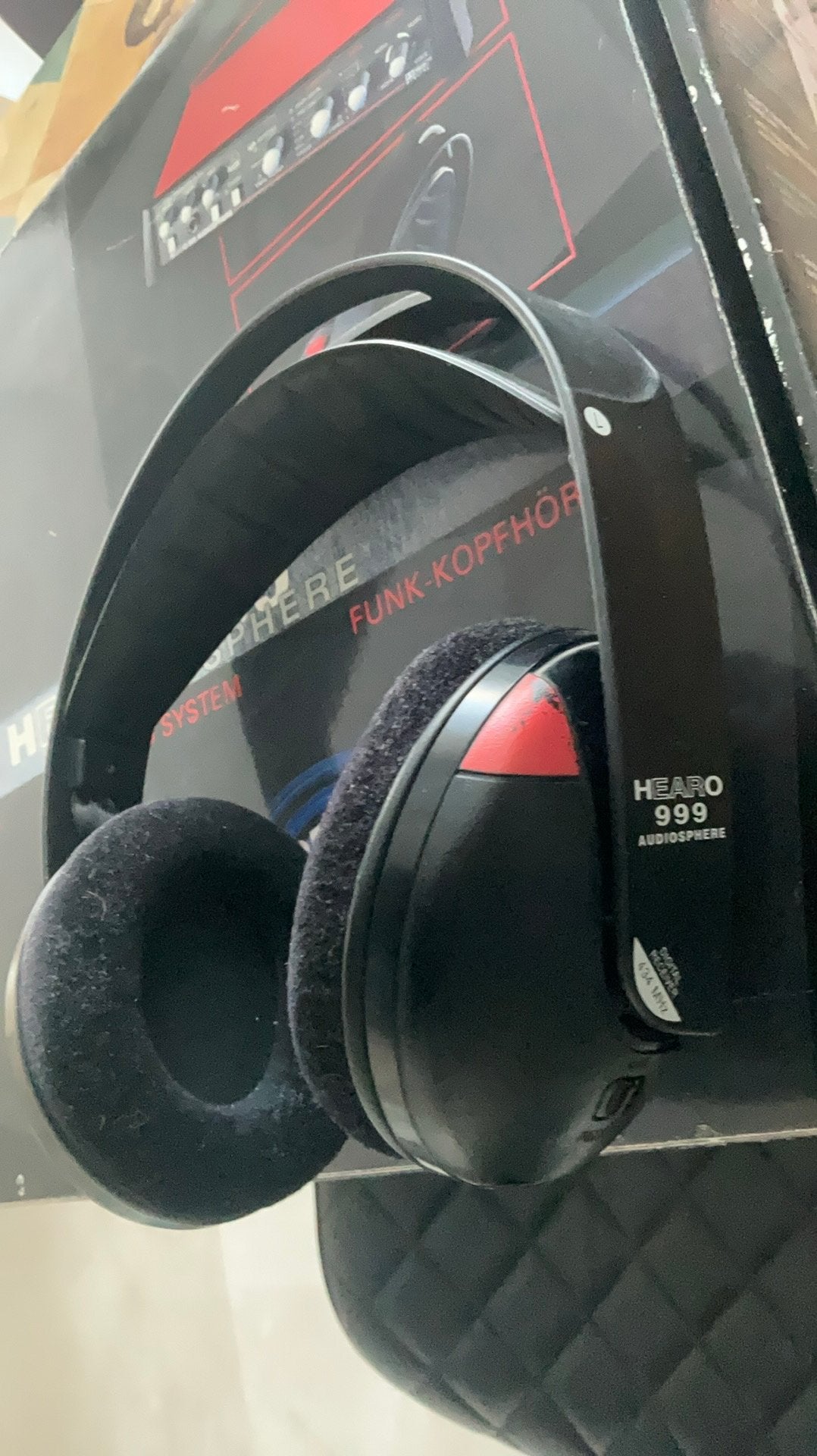 AKG Hearo 999 koptelefoon ( legendarisch )