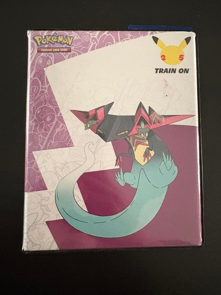 Pokémon boek vol met Pokémon kaarten, Boeken, Strips | Comics, Eén comic, Ophalen of Verzenden, Zo goed als nieuw, Japan (Manga)