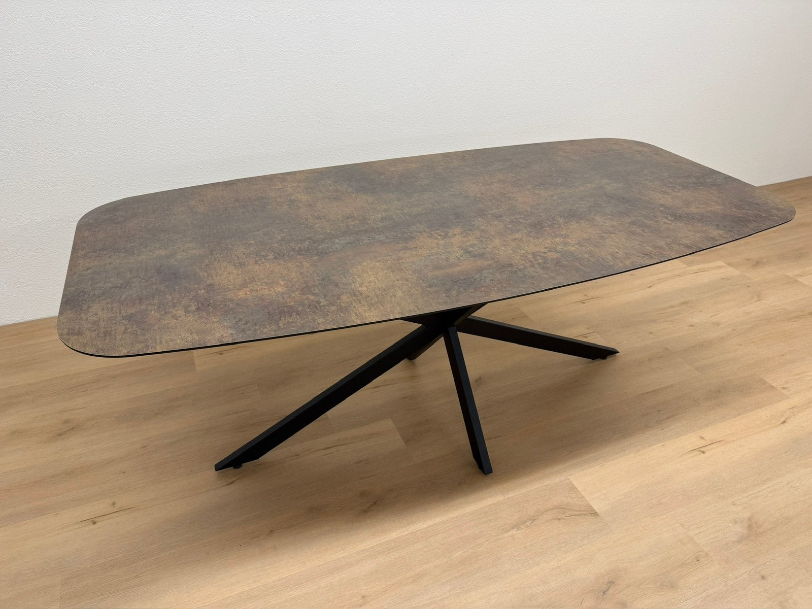 Deens ovale eettafel 200x100 - Roest HPL - Direct Leverbaar, Huis en Inrichting, 100 tot 150 cm, 200 cm of meer, Ophalen of Verzenden