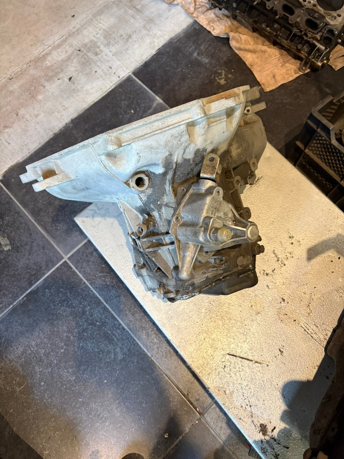 Te koop versnellingsbak F16 kadett gsi, Ophalen