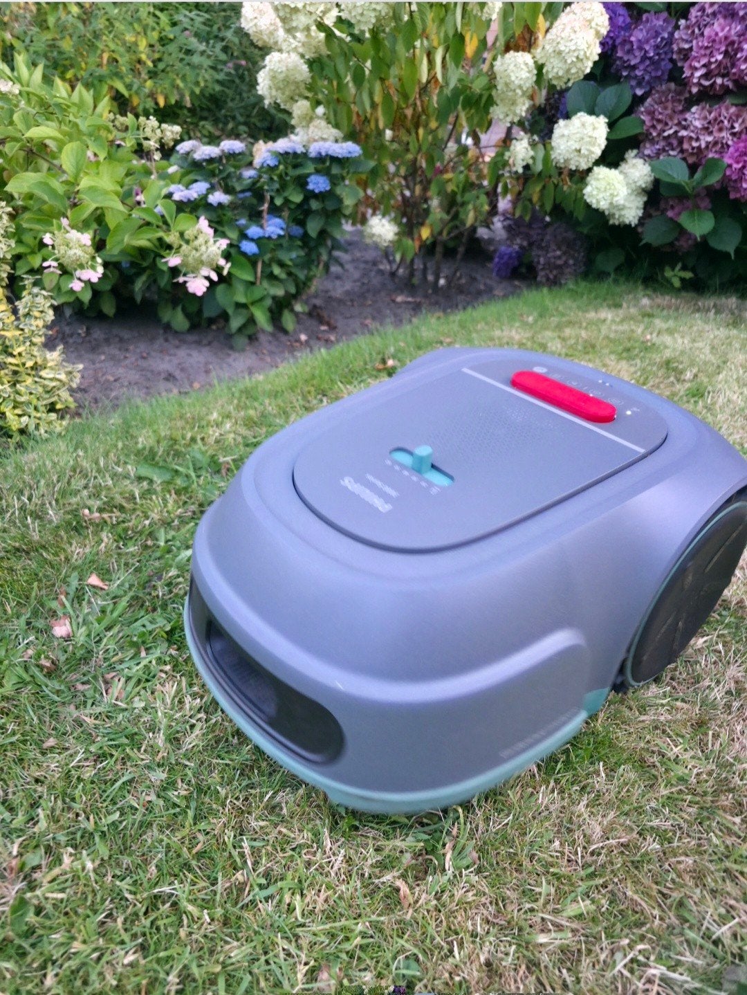 Philips RSL3000/10 - Robotmaaier - 1000 m2 -, Cirkelmaaier, Gebruikt, Accu-grasmaaier, Ophalen of Verzenden
