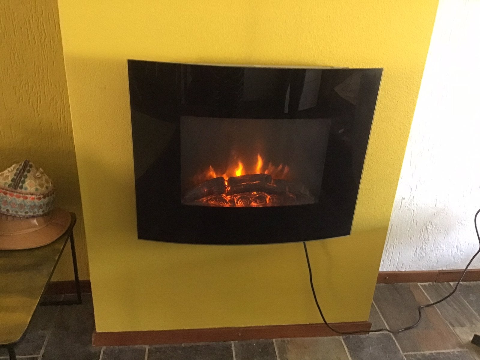 Wandhaard/sfeerhaard elektrisch, Ophalen, Zo goed als nieuw, Hangende haard, Elektrische haard
