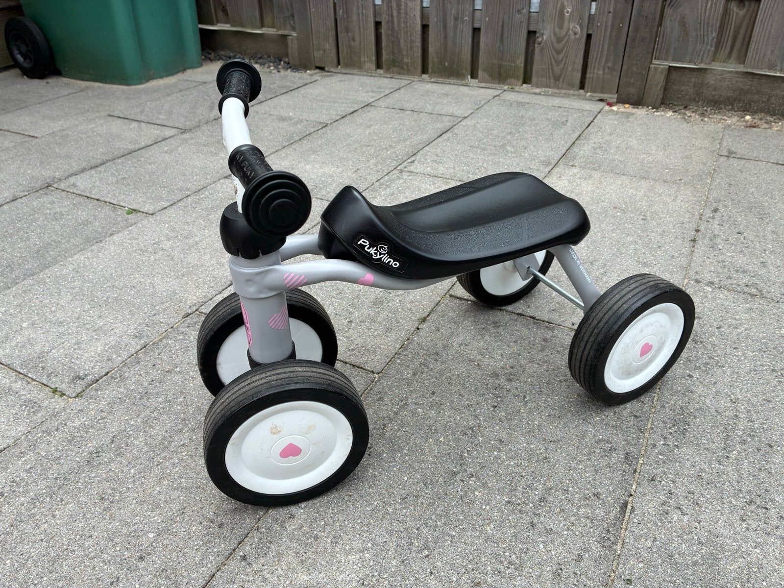 Puky Loopfiets, grijs met rose stickers, Ophalen, Gebruikt, Loopfiets