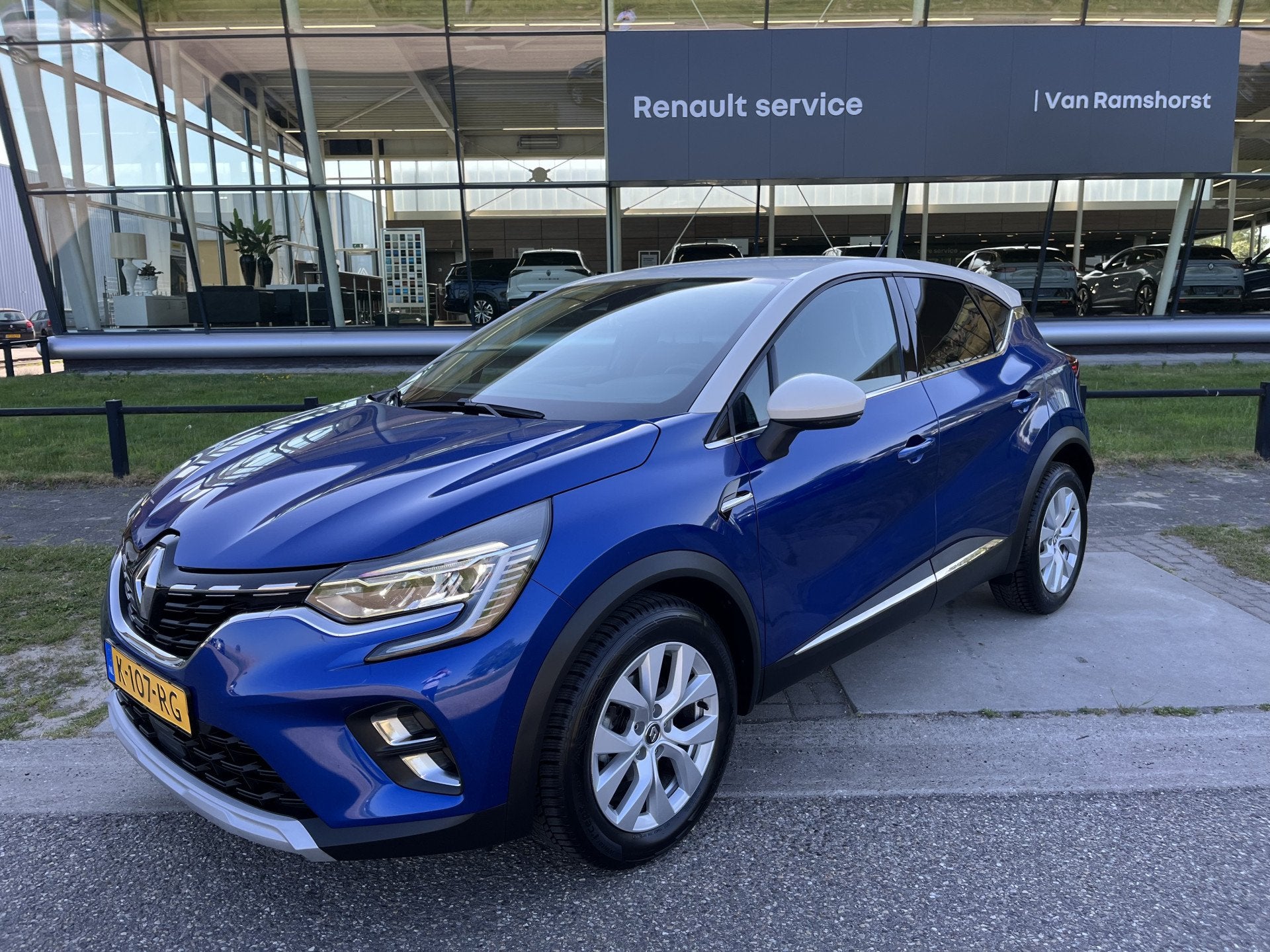 Renault Captur 1.0 TCe 90 Intens / Airco / Cruise / Apple Ca, Auto's, Voorwielaandrijving, 12 maanden, Gebruikt, Blauw