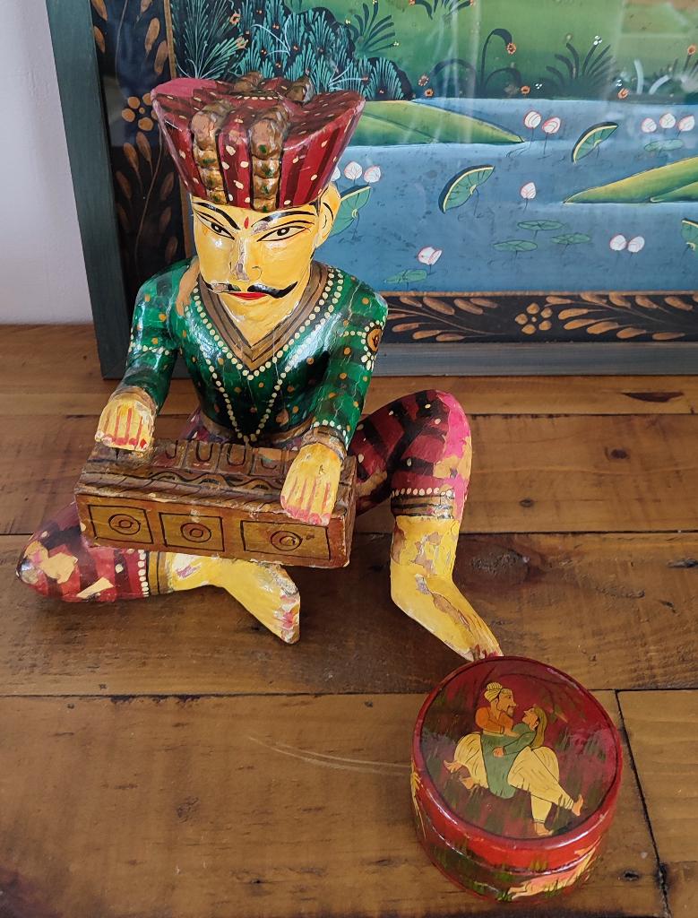 India Rajasthan muzikant, prachtig verweerd oud beeld. 23 cm, Verzenden