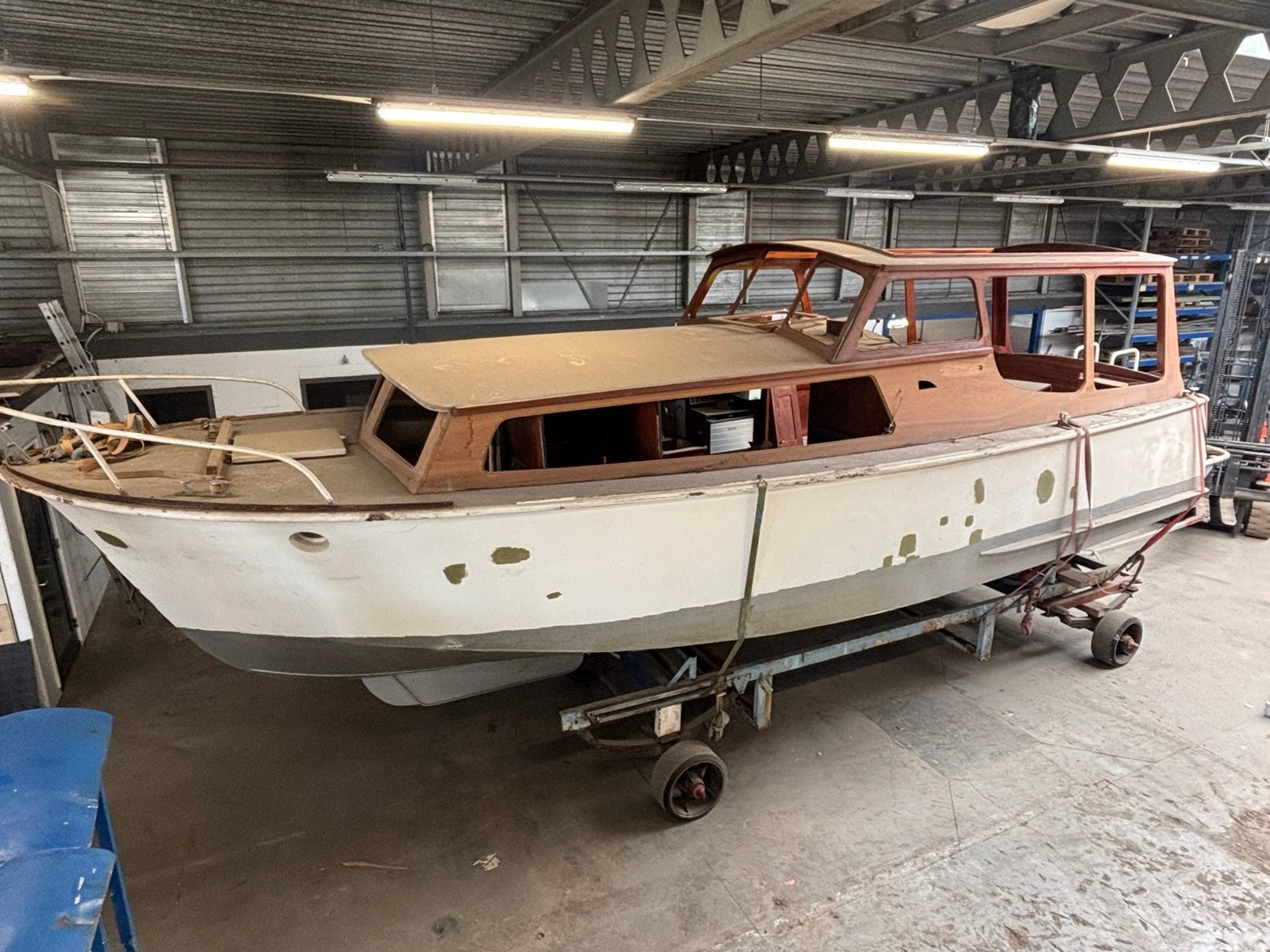 Te koop mooie authentieke kruiser. Project!, Gebruikt, Binnenboordmotor, Diesel, Kruiser