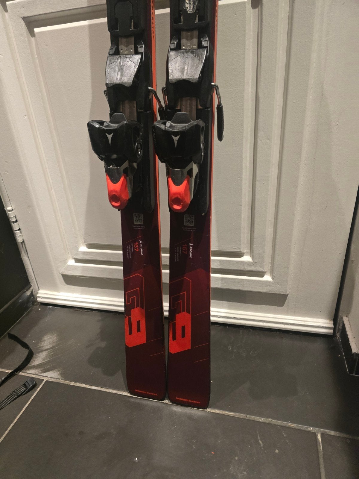 167cm ATOMIC REDSTER G9 REVOSHOCK, 160 tot 180 cm, Ophalen of Verzenden, Zo goed als nieuw, Carve