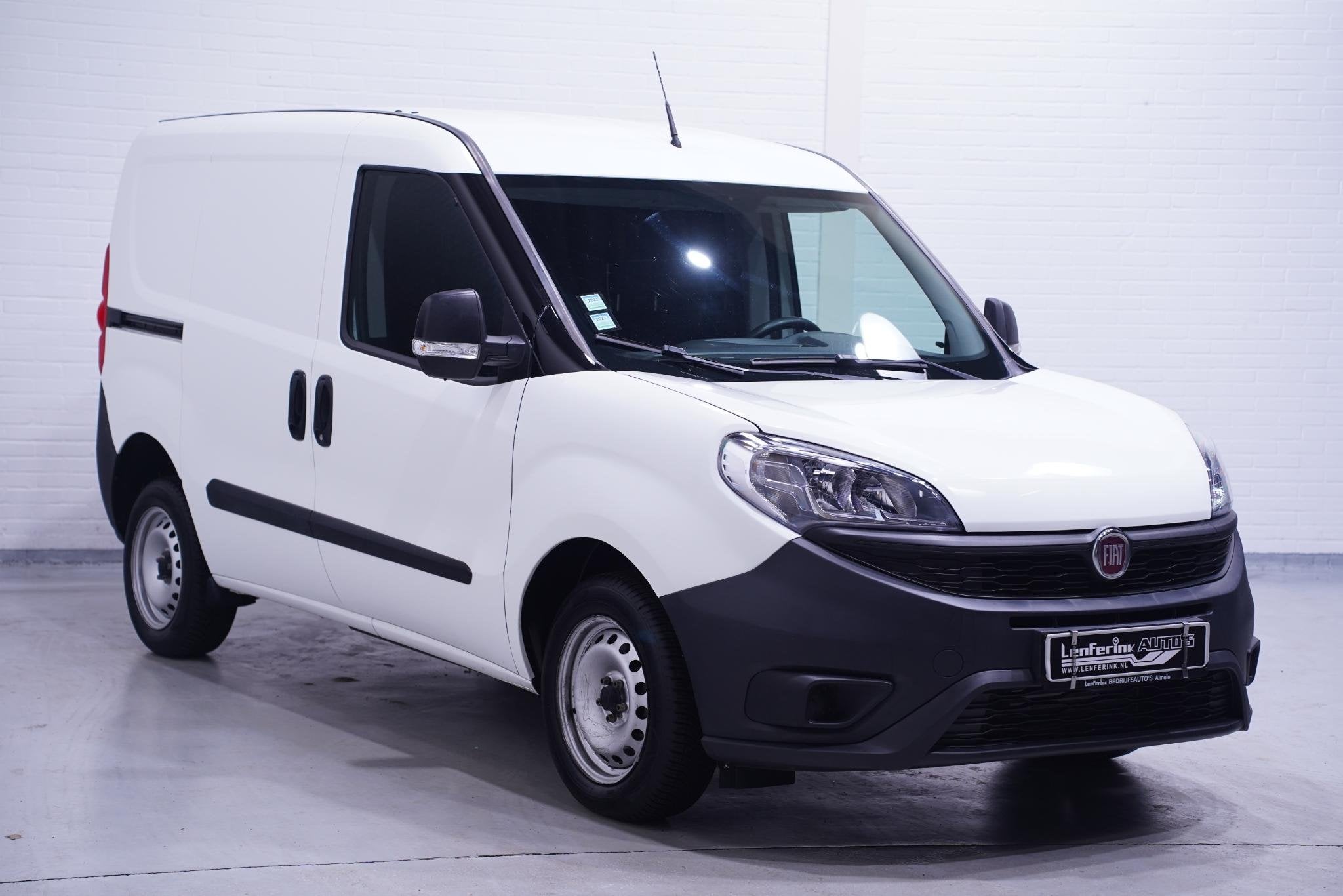 Fiat Doblo 1.3 Mjet 95 pk L1H1 Airco, 3-Zits, Bluetooth Laad, Auto's, Voorwielaandrijving, Stof, Gebruikt, 95 pk