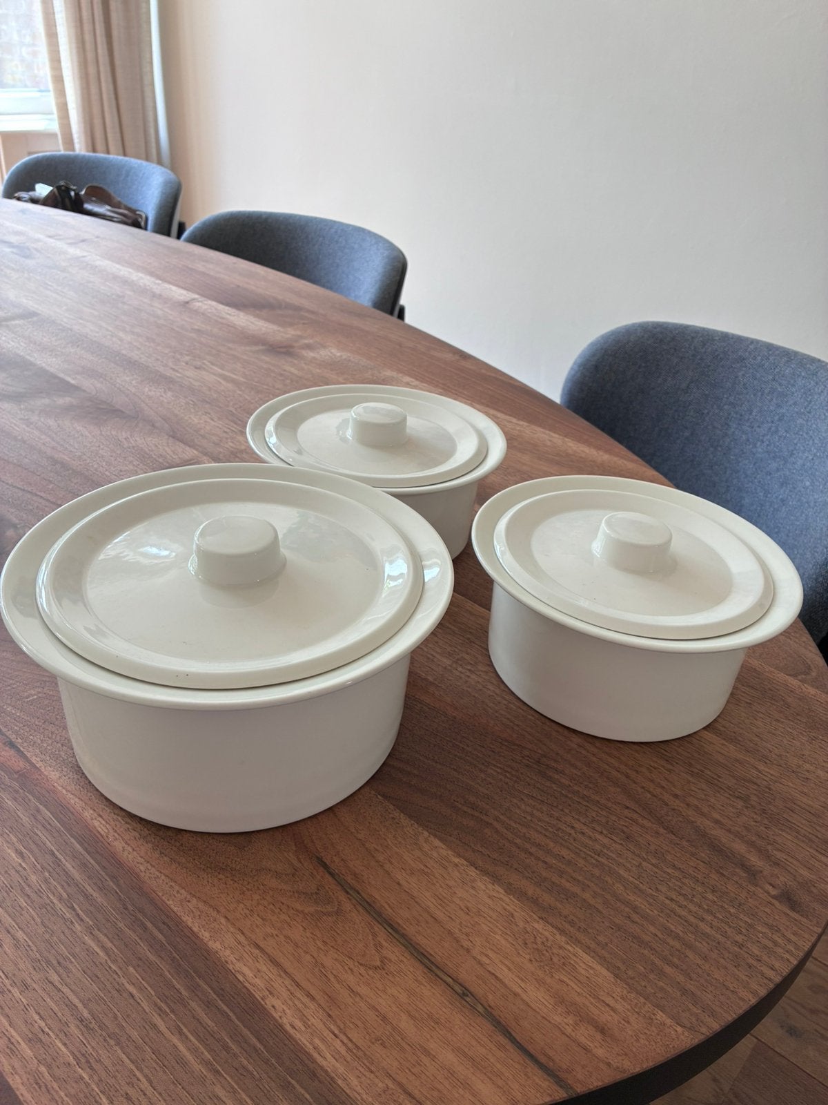 Arabia (nu Iittala) Moreeni wit schalen met deksel, Ophalen, Schaal of Schalen, Overige stijlen, Porselein
