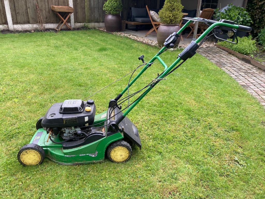 John Deere R47VK grasmaaier - Overcompleet, Cirkelmaaier, Versnellingen, Gebruikt, Benzine-grasmaaier