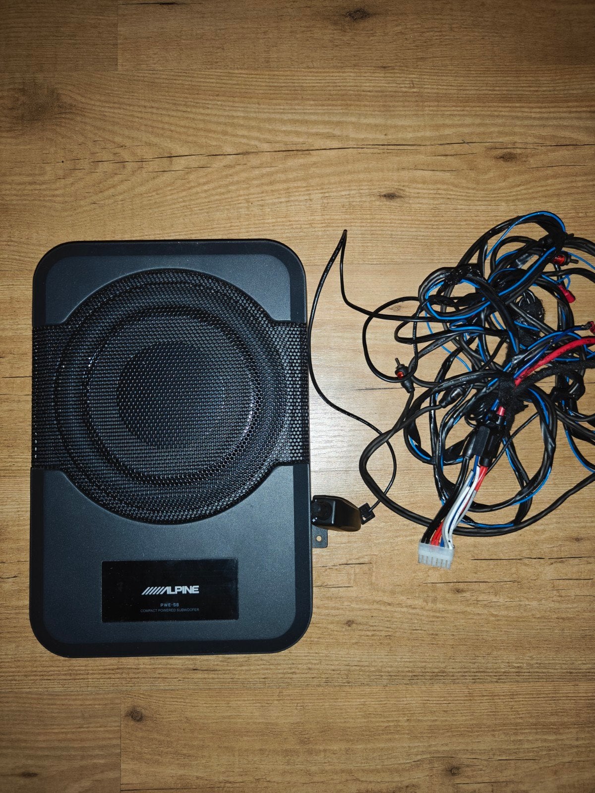 Alpine actieve subwoofer PWE-S8, Ophalen, Gebruikt